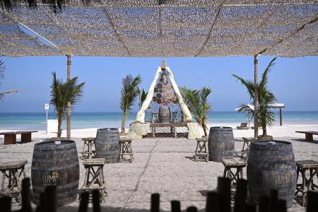 Отель Umm Al Quwain Beach  в Ум Аль Кувейн - ОАЭ