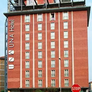 отель Una Hotel Mediterraneo