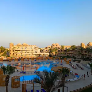 отель Utopia Beach Club