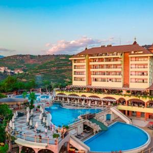 отель Utopia World Hotel