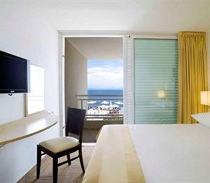 отель Valamar Bellevue Resort