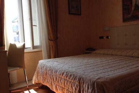 Отель Vienna Ostenda в Римини - Италия