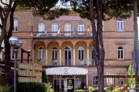 Отель Villa Adriatica в Римини - Италия