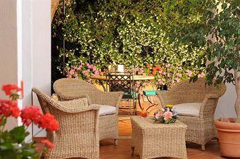 Villa Durrueli Resort & Spa