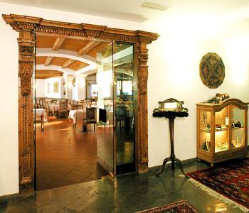 Baita Clementi Hotel