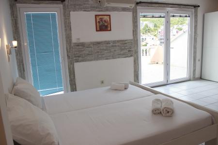 Отель Kuc в Бечичи - Черногория