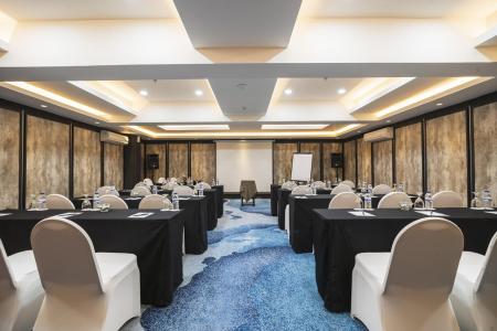 Отель Bali Dynasty Resort в Кута - Индонезия