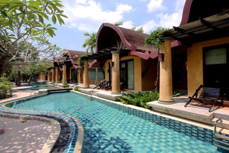 Отель Village Resort & Spa в пляж Карон - Таиланд