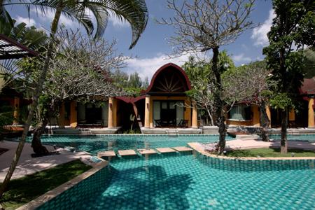 Отель Village Resort & Spa в пляж Карон - Таиланд