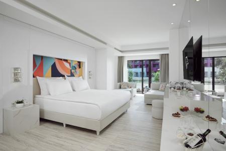 Отель FashionTV Luxe Resort в Гёйнюк - Турция