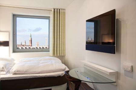 Wakeup Copenhagen on Carsten Niebuhrs Gade