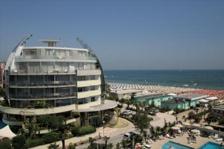 Отель Waldorf (Milano Marittima) в Милано-Мариттима - Италия