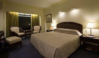 Отель Waterfront Cebu City Hotel & Casino  в о. Себу - Филиппины