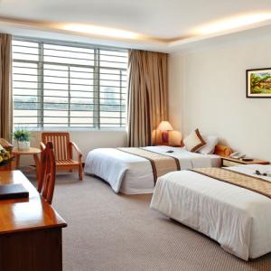 отель Bamboo Green Harbourside