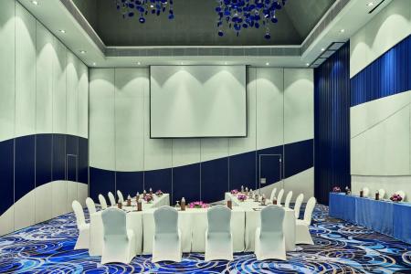 Отель Splash Beach Resort  в пляж Май Кхао - Таиланд