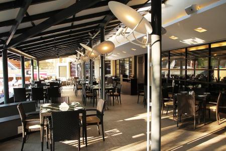 Отель Whispering Palms Beach Resort в Кандолим - Индия