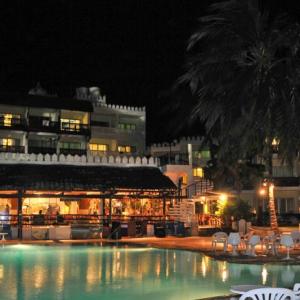 отель Bamburi Beach Hotel