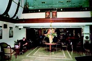 Отель White Palace в Пхетчабури Роад - Таиланд