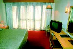 Отель White Palace в Пхетчабури Роад - Таиланд