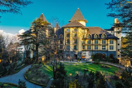 Отель Wildflower Hall в Гималаи - Индия