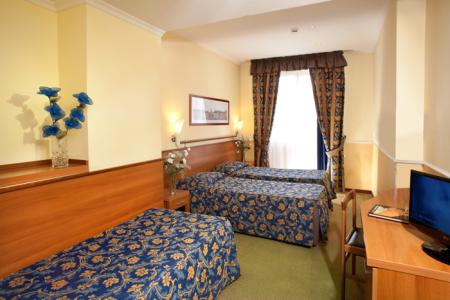 Отель Windrose в Рим - Италия