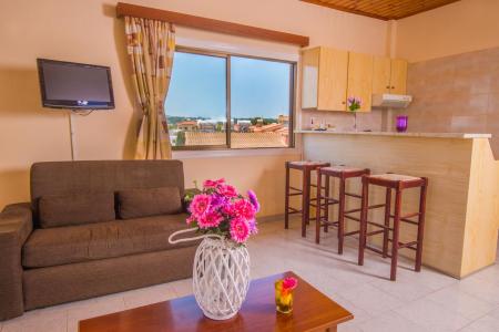 Отель Windmills Hotel Apartments в Протарас - Кипр