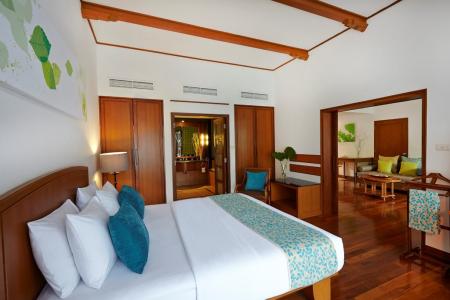 Woodlands Hotel & Resort