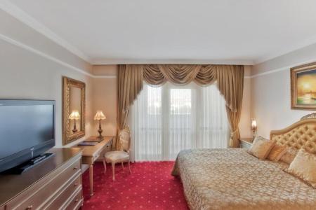 Отель Kremlin Palace в Кунду - Турция