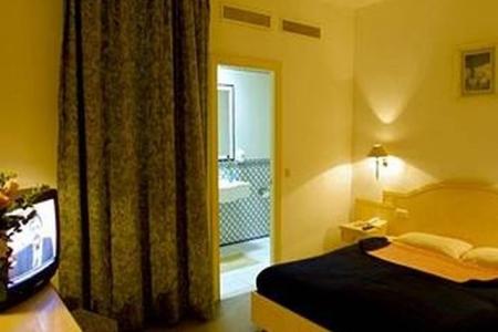 Отель Yadis Ibn Khaldoun в Тунис - Тунис