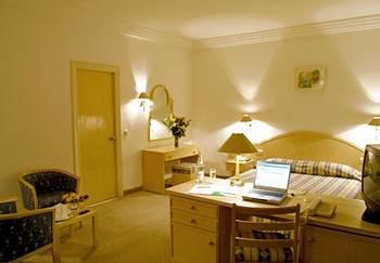 Отель Yadis Ibn Khaldoun в Тунис - Тунис