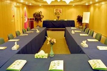 Отель Yadis Ibn Khaldoun в Тунис - Тунис