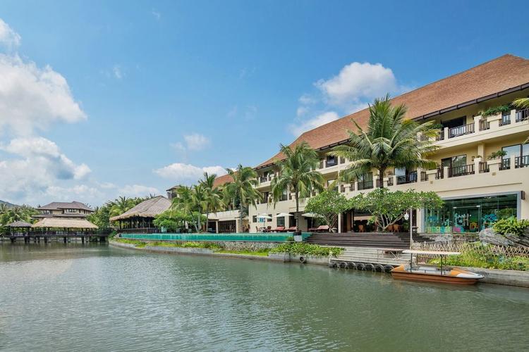 Sanya Yalong Bay Villas & Spa