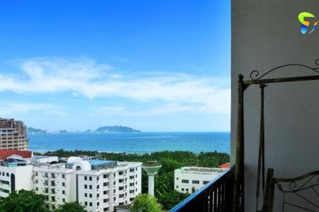 Отель J Hotel (Natural Hot Spring) в Бухта Санья - Китай