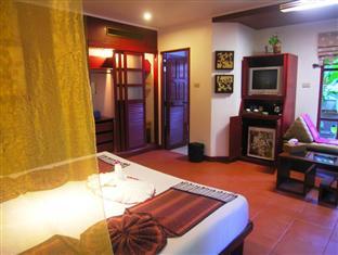 Отель Bangtao Beach Chalet в пляж Банг Тао - Таиланд