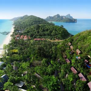 отель Outrigger Phi Phi Island Resort