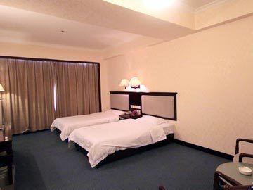 Отель Zhongshan в Далянь - Китай