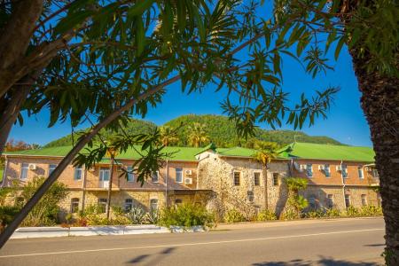 Отель Санаторий Абхазия в Новый Афон - Абхазия