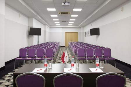 Отель Azimut Сити Отель Астрахань в Астрахань - Россия