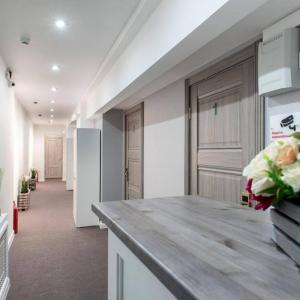 отель Амиго Академия