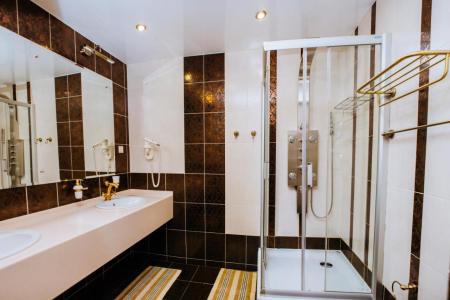 Отель Берлога в Шерегеш - Россия