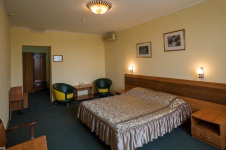 Бристоль Бизнес-отель