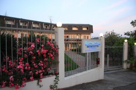 Отель Ватерлоо в Лоо - Россия