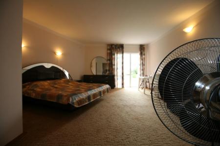 Отель Ватерлоо в Лоо - Россия