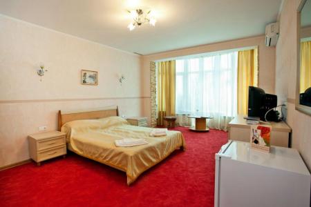 Отель Отель Воробьиное гнездо в Судак - Россия