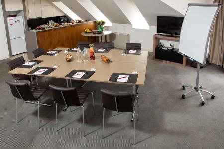 Отель Adina Apartment Hotel Budapest в Будапешт - Венгрия