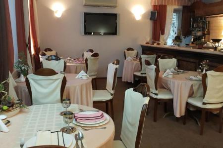 Отель Геолог (Сургут) в Сургут - Россия