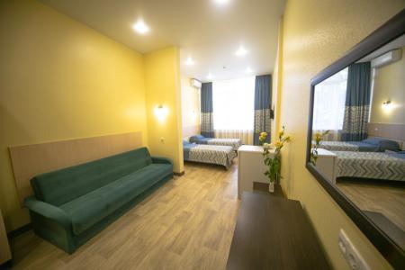 Отель Голубая волна в Алушта - Россия