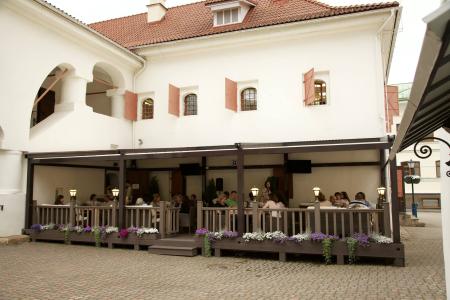 Отель Двор Подзноева в Псков - Россия