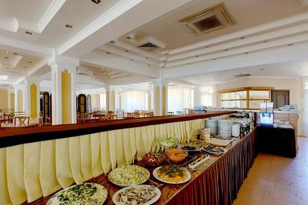 Отель Club Hotels Dolphin в Пицунда - Абхазия