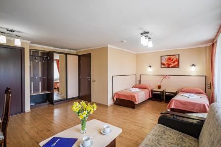 Отель ДиЛуч в Анапа - Россия